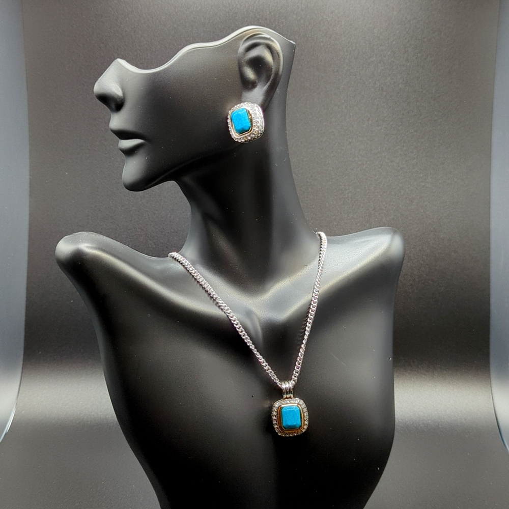 Gorgeous Necklace & Earring Set.  Silver, CZ and Turquoise